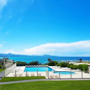 https://residence-mer-golf-eugenie-biarritz.biarritzhotels.info